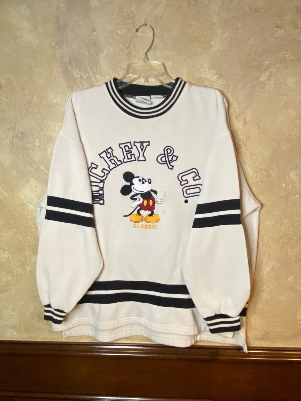 Mickey Co Classic White Sweatshirt - Men’s XL - Navy Stripes Disney Crewneck